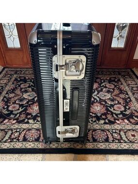 FPM MILANO BANK collection with black hardshell case.